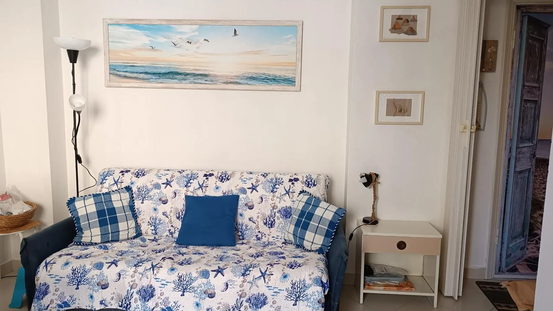 Beach House Follonica 0*,  Italien